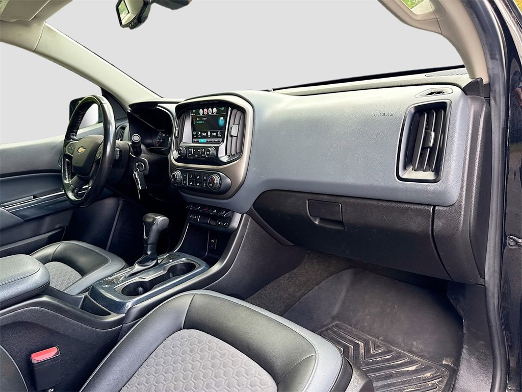 2017 Chevrolet Colorado Z71 photo 31