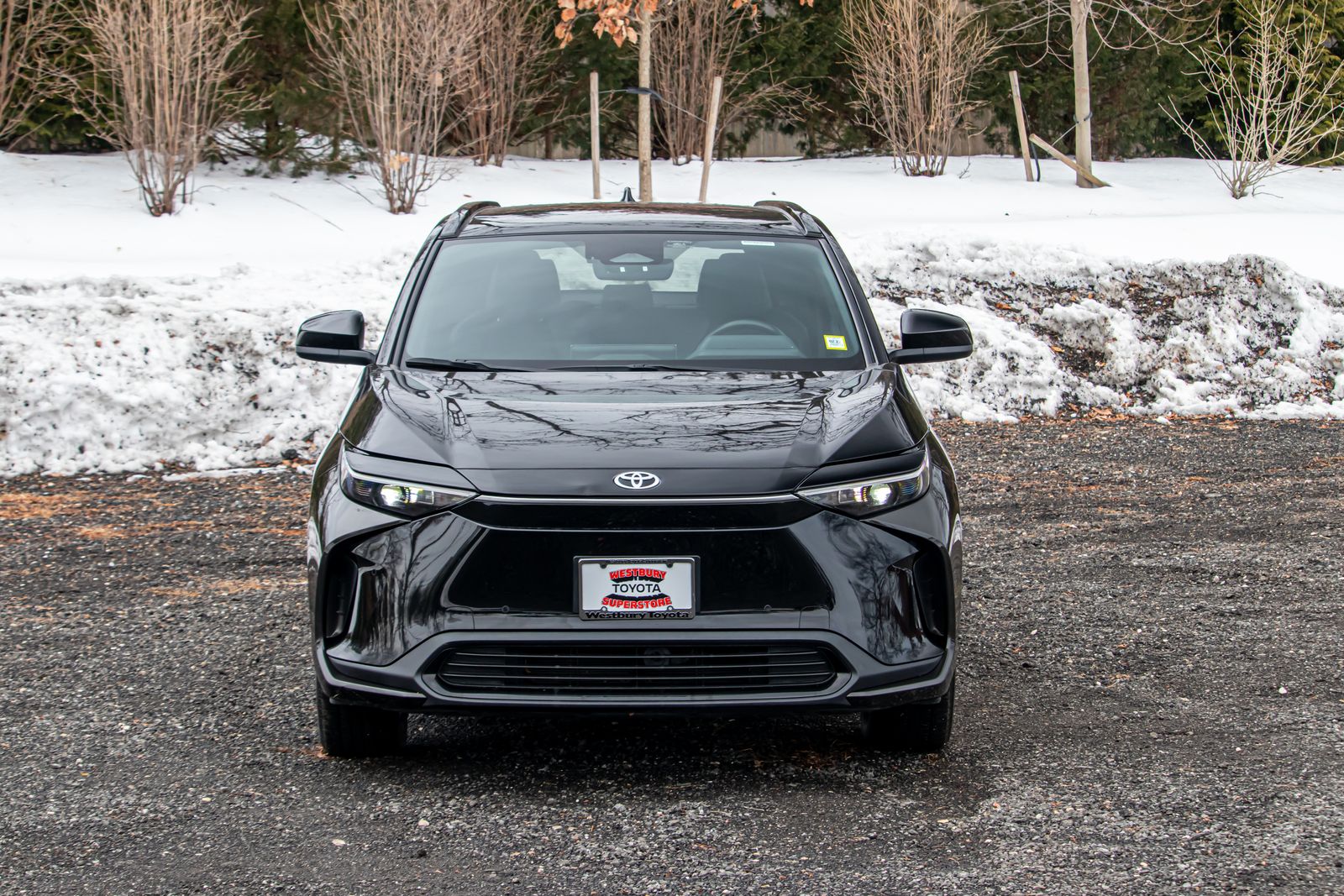 Used 2023 Toyota bZ4X XLE with VIN JTMABACA5PA020497 for sale in Commack, NY