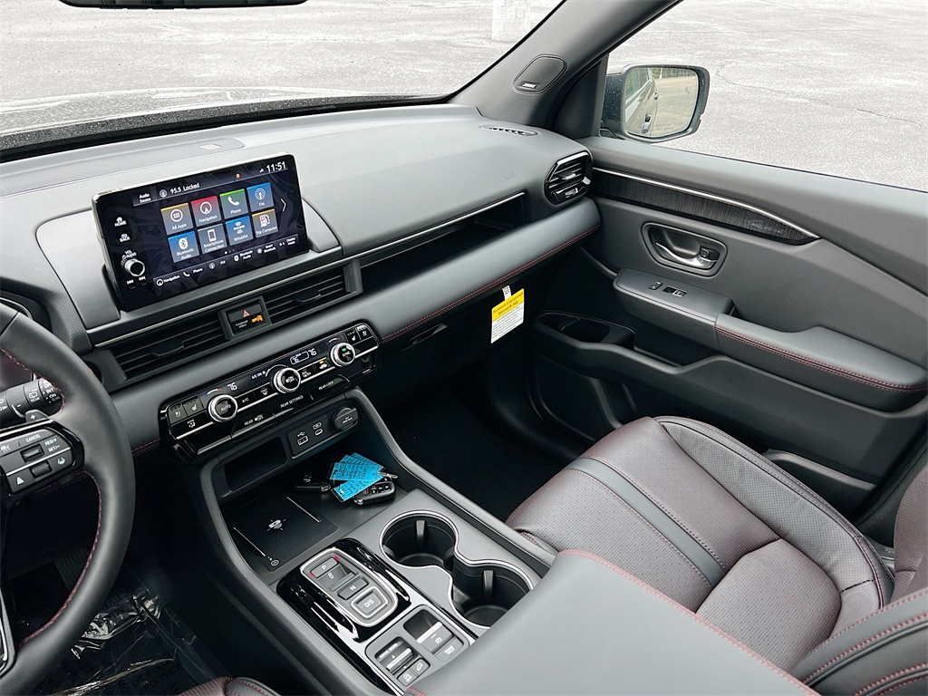 2025 Honda Pilot Black Edition photo 25