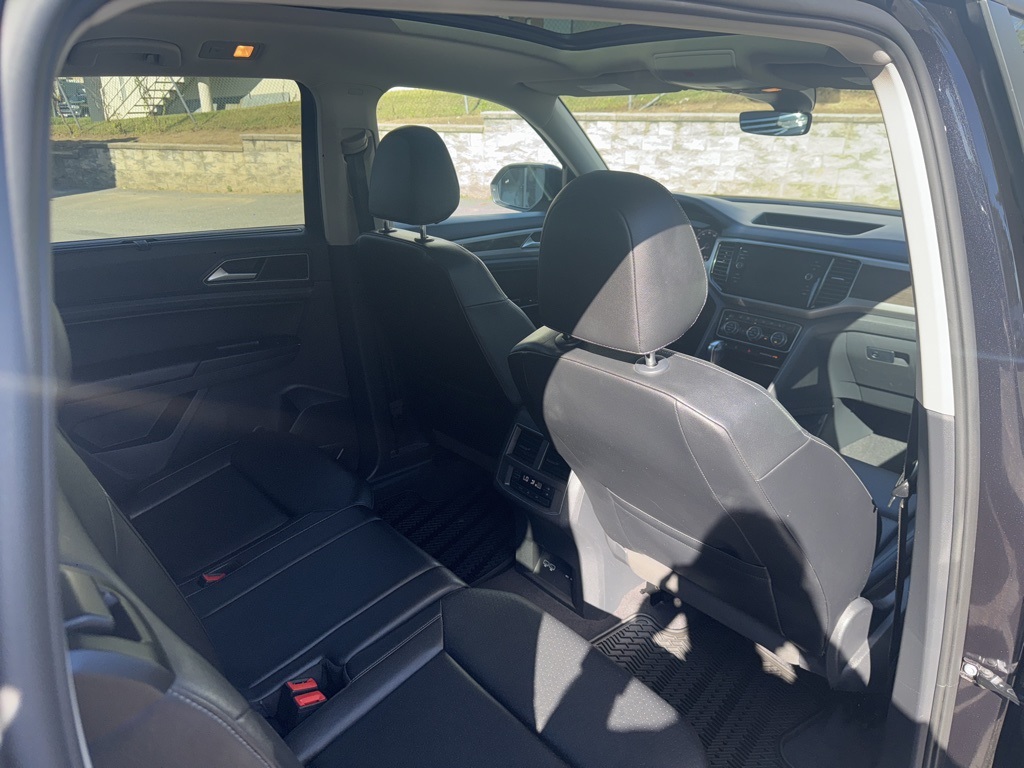 2019 Volkswagen Atlas V6 SEL R-Line photo 5