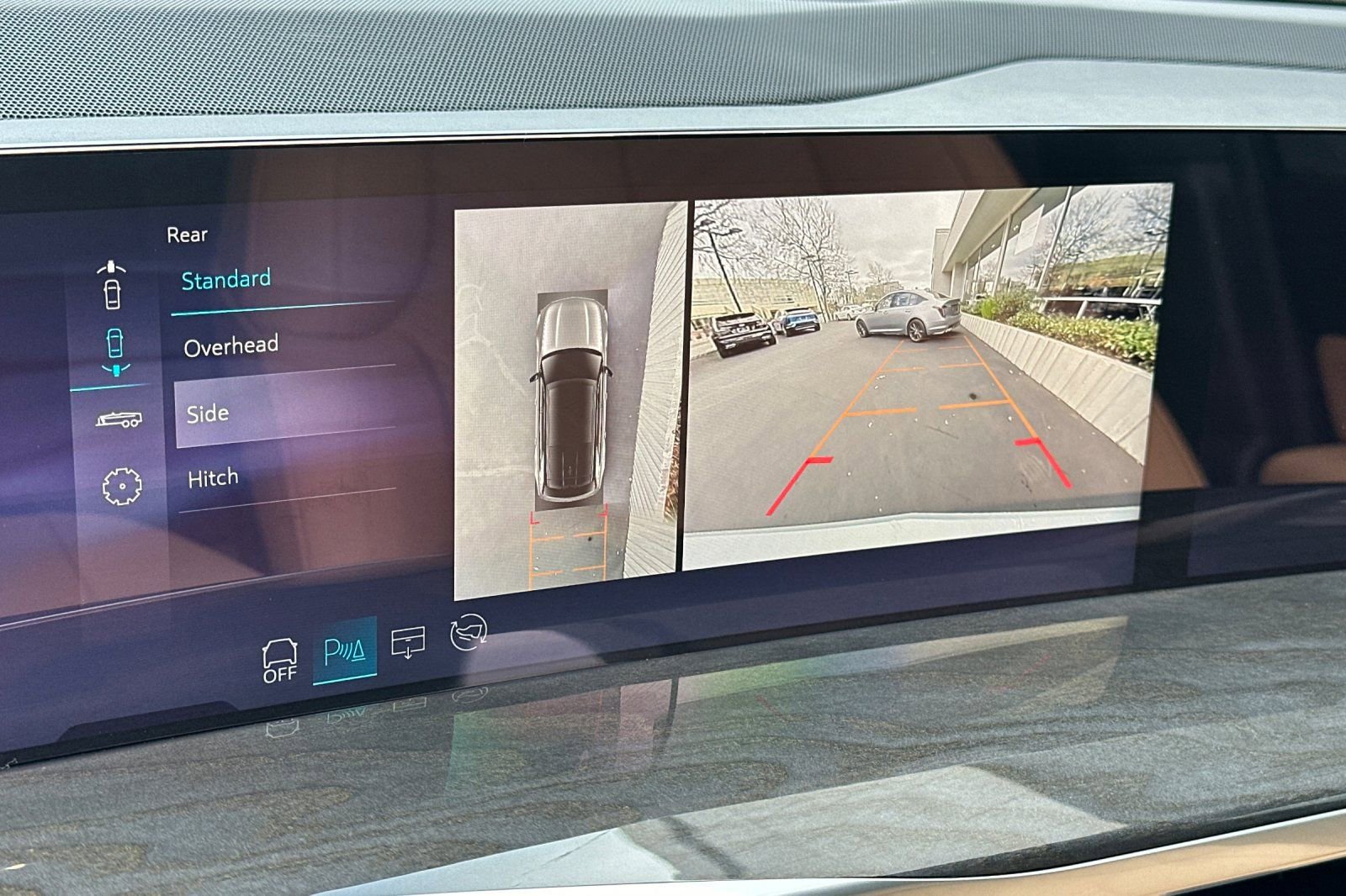 2025 Cadillac Escalade IQ Sport photo 20