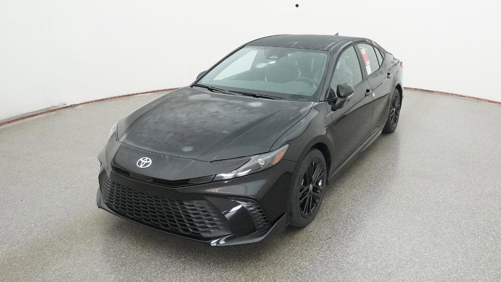2026 Toyota Camry SE photo 5