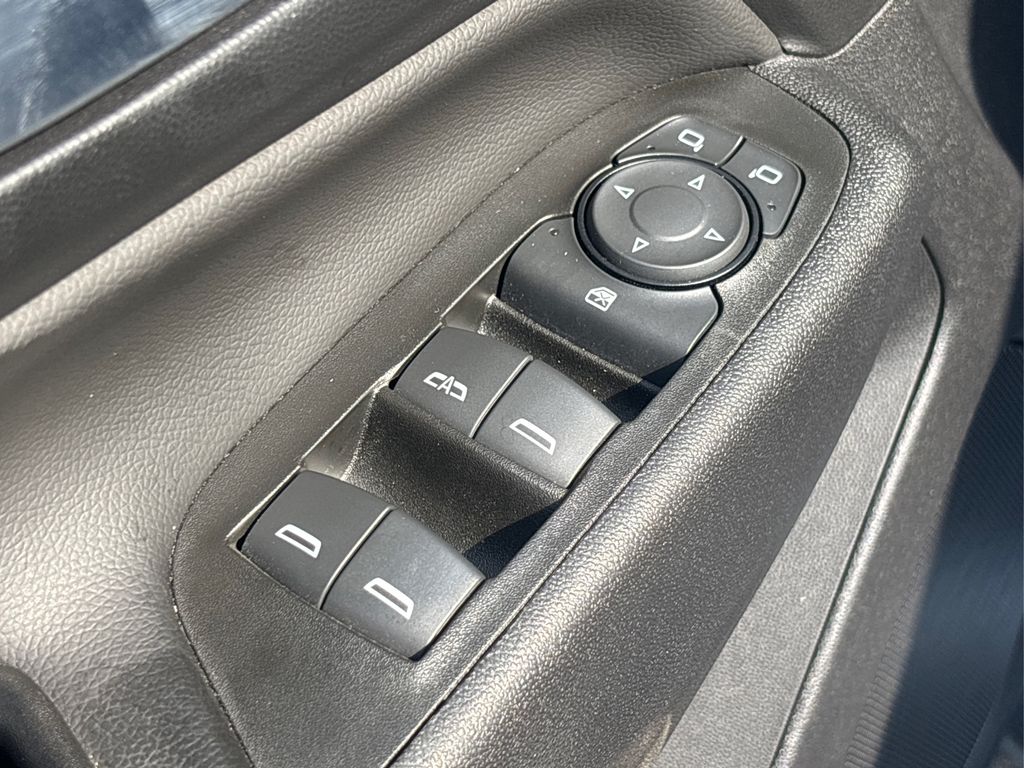 2022 Chevrolet Equinox LT photo 28