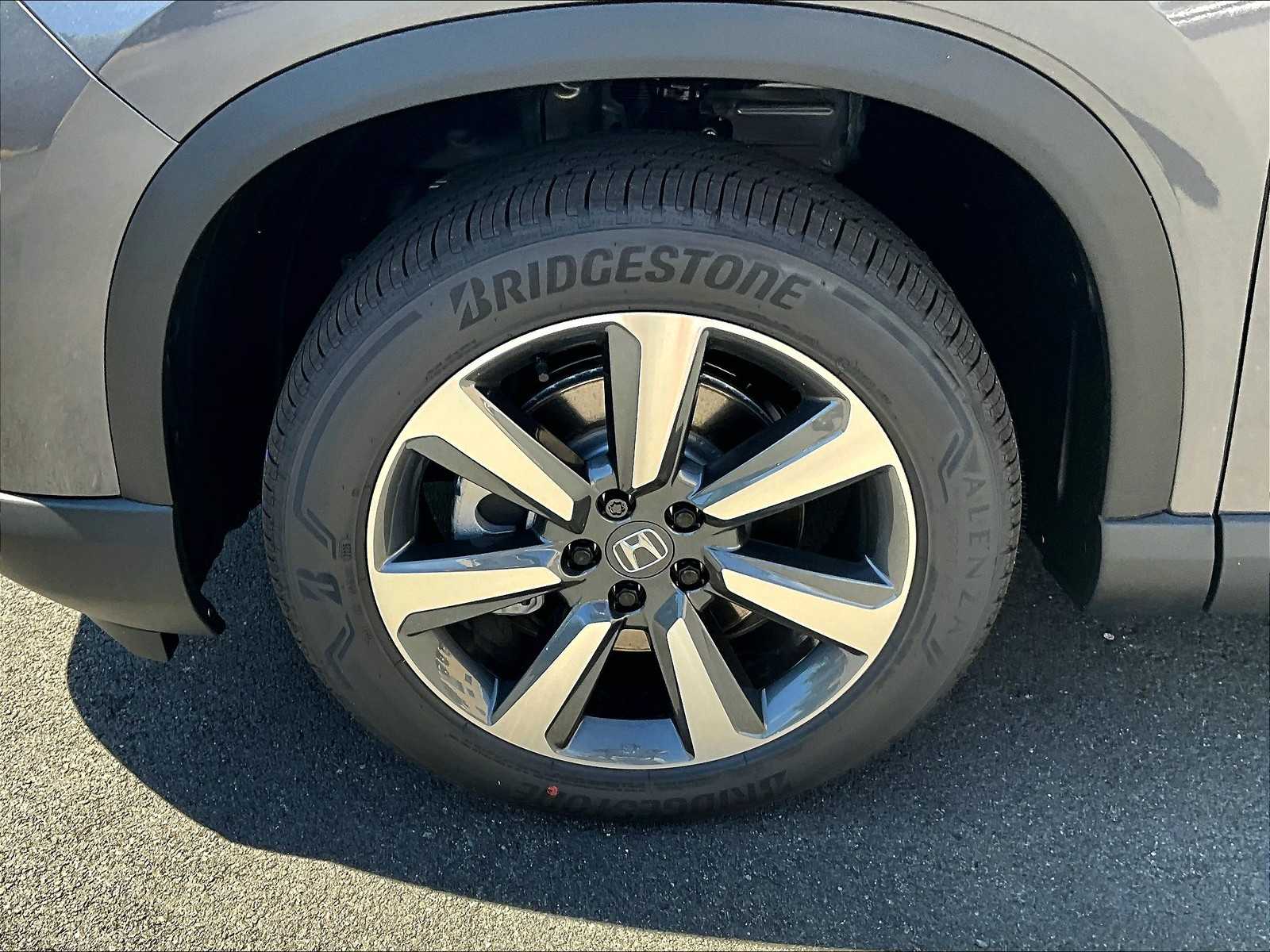 2025 Honda Pilot Elite photo 7