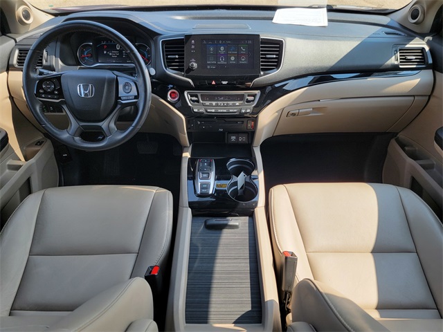 2022 Honda Pilot Touring photo 16
