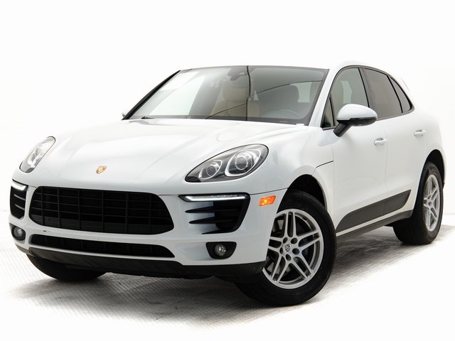 2017 Porsche Macan Standard's photo