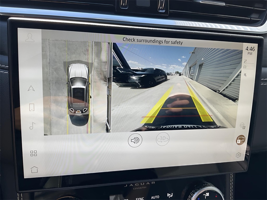 2025 Jaguar F-PACE P250 R-Dynamic S photo 14