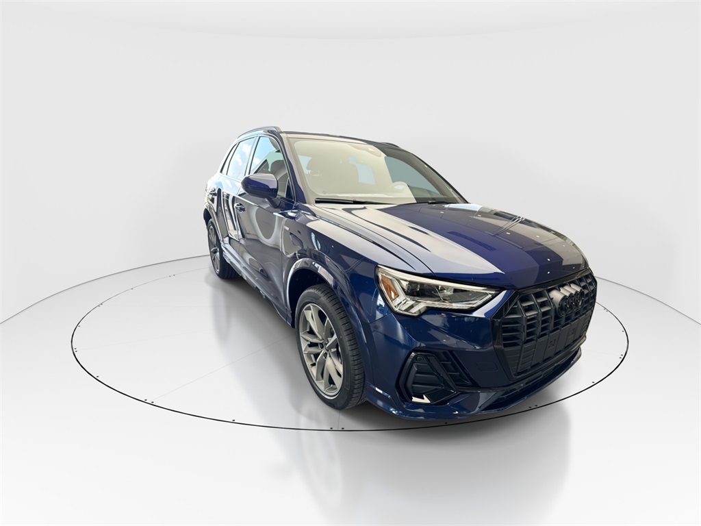 2025 Audi Q3 Premium S line photo 2