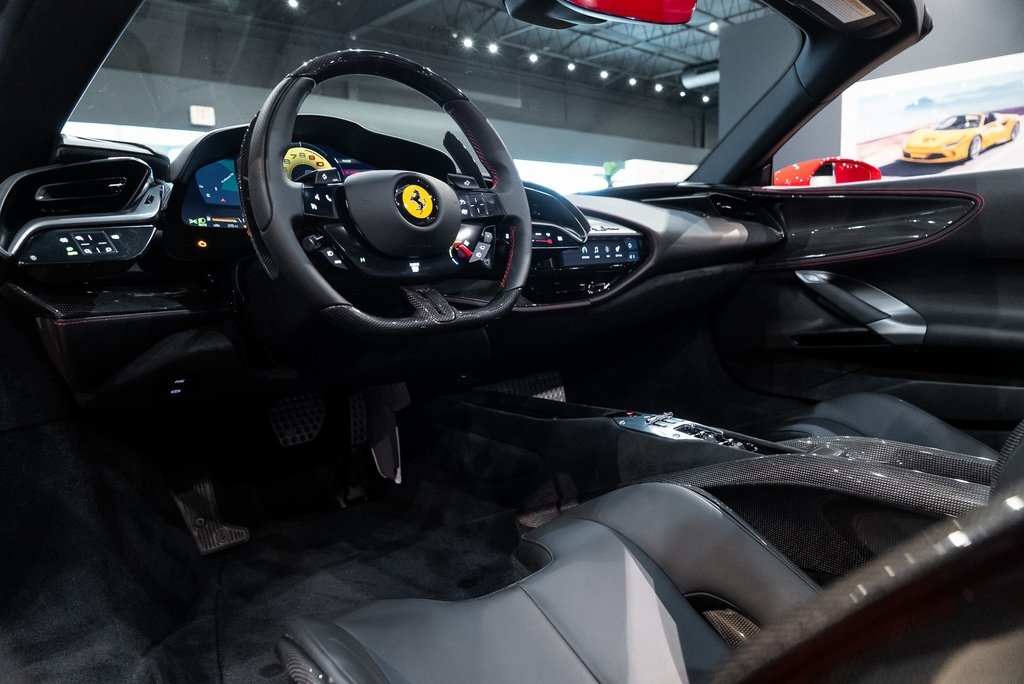 2023 Ferrari SF90 Spider Base photo 21