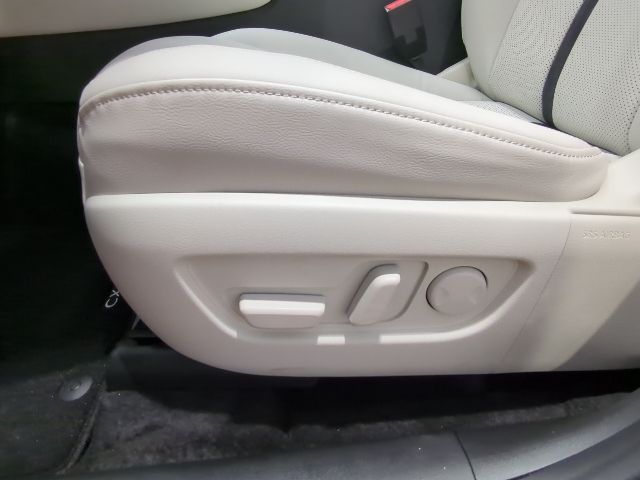 2025 Mazda CX-90 3.3 Turbo Premium Plus photo 16