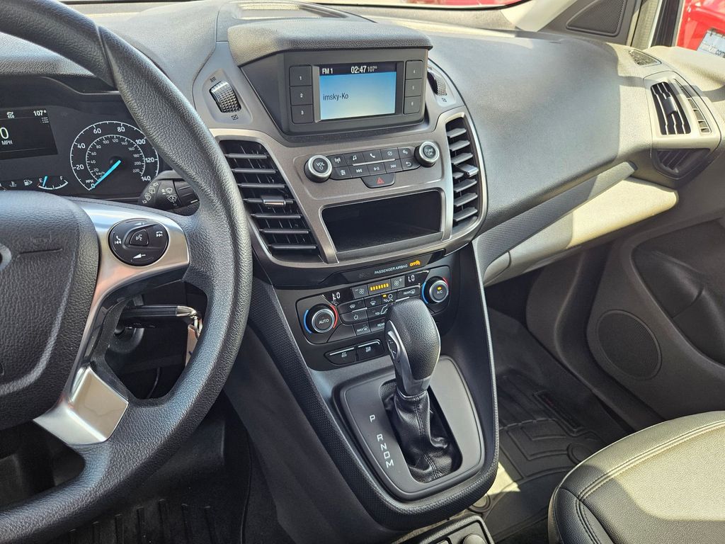 2022 Ford Transit Connect XL Wagon photo 13