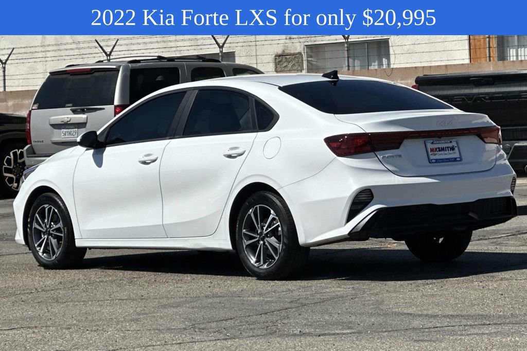 2022 Kia Forte FE LXS photo 5