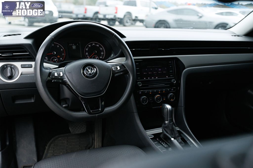 Used 2021 Volkswagen Passat SE with VIN 1VWSA7A31MC004177 for sale in Morrilton, AR