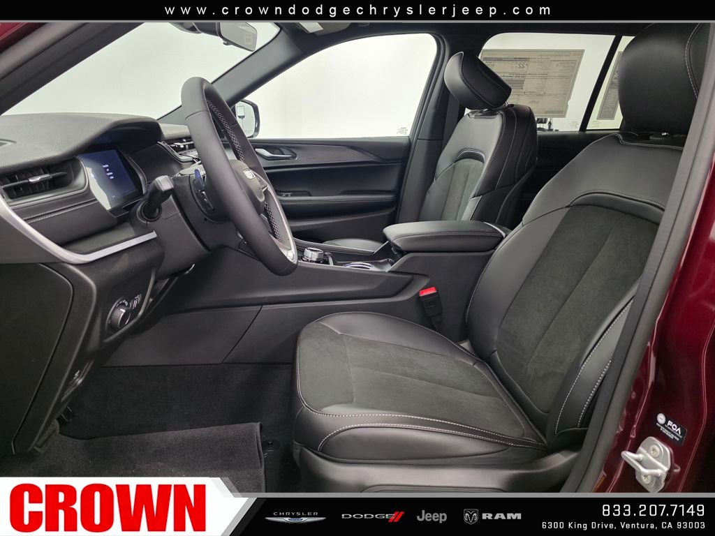 2025 Jeep Grand Cherokee Altitude X photo 16