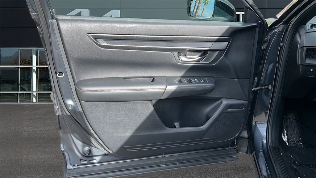 2023 Honda CR-V Hybrid Sport photo 11