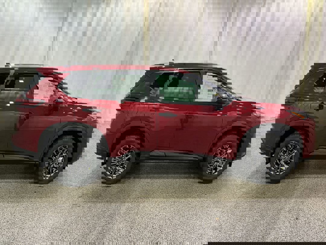 2026 Nissan Rogue S photo 2