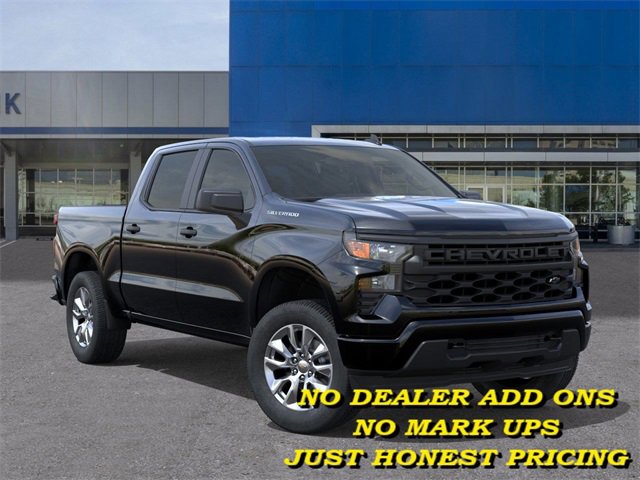2026 Chevrolet Silverado Custom photo 7