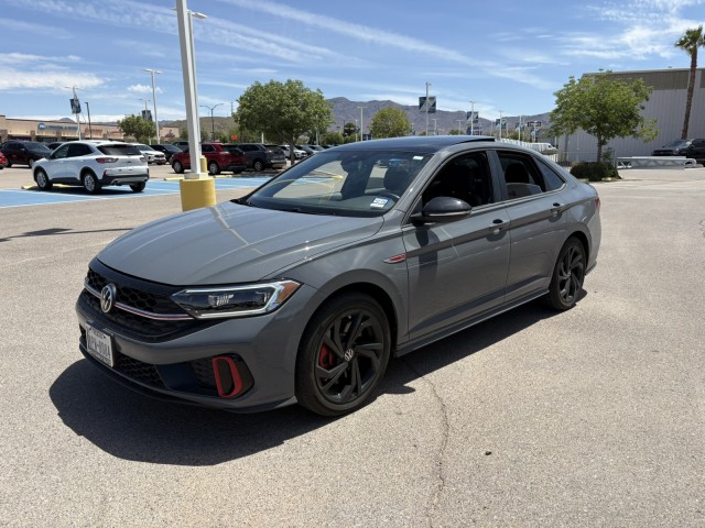 Used 2024 Pure Gray w/Deep Black Roof Volkswagen Autobahn image 26