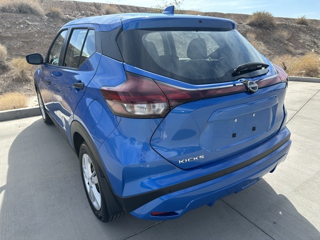 2025 Nissan Kicks Play S photo 6