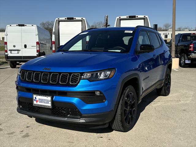2025 Jeep Compass Latitude photo 3