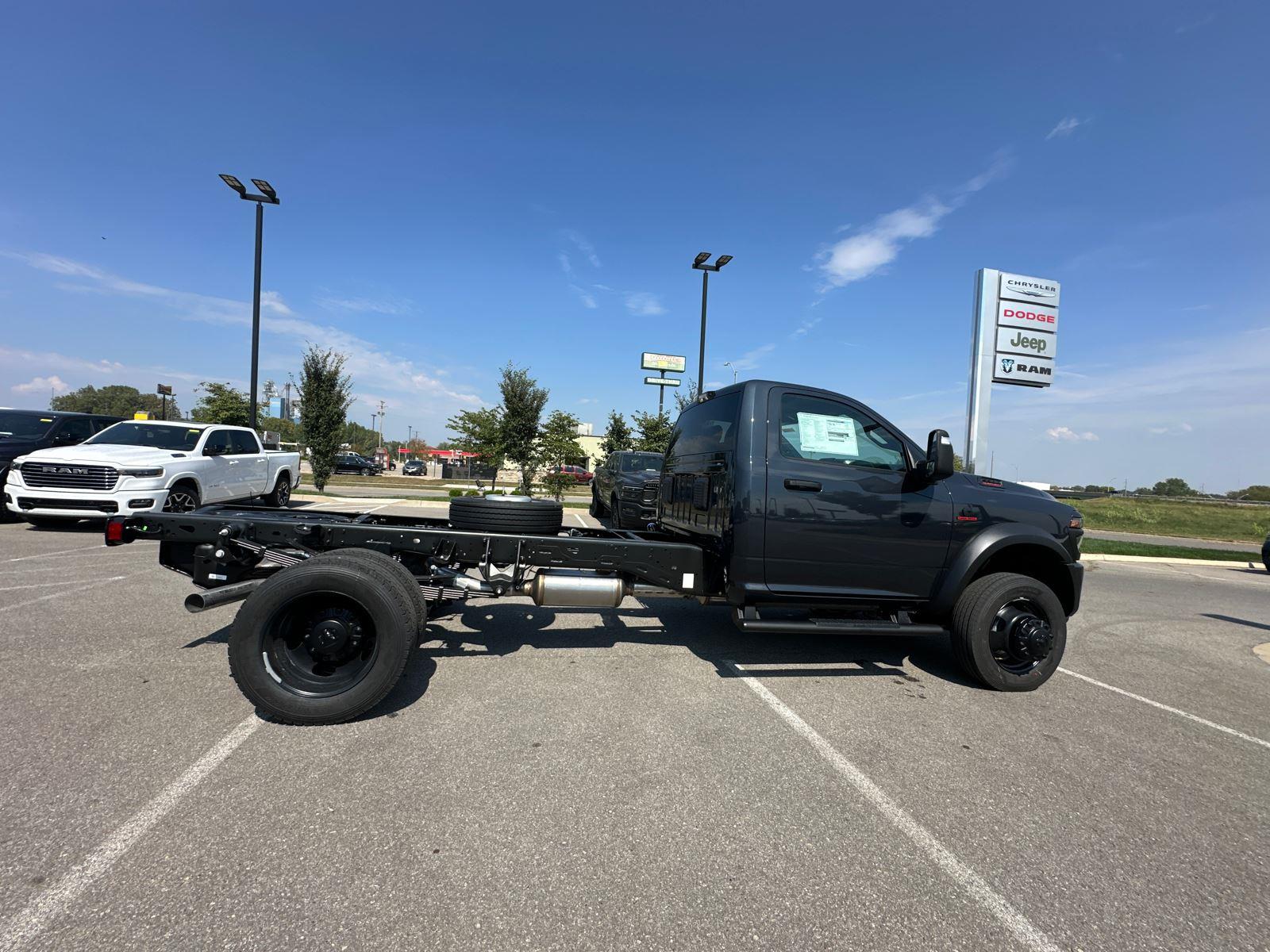 2026 Ram 5500 photo 3