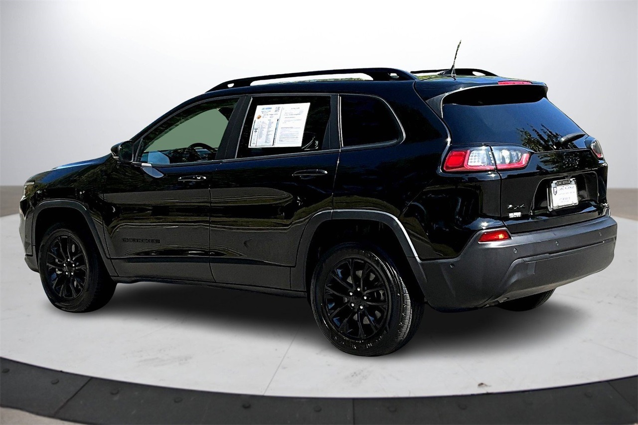 2023 Jeep Cherokee Altitude photo 3