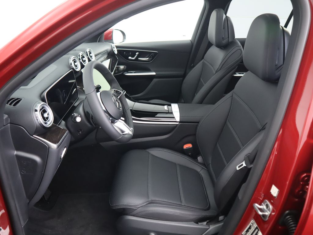 2026 Mercedes Benz GLC 300 photo 20