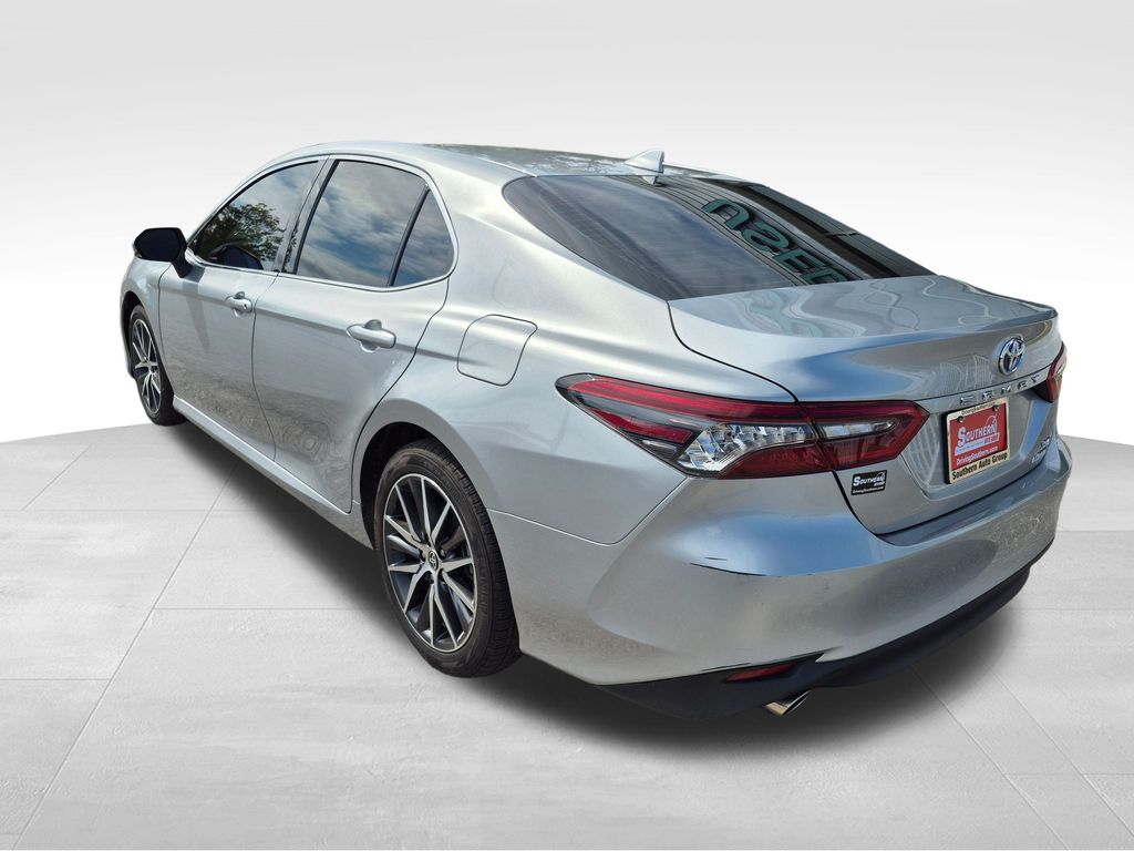 2023 Toyota Camry Hybrid XLE photo 4