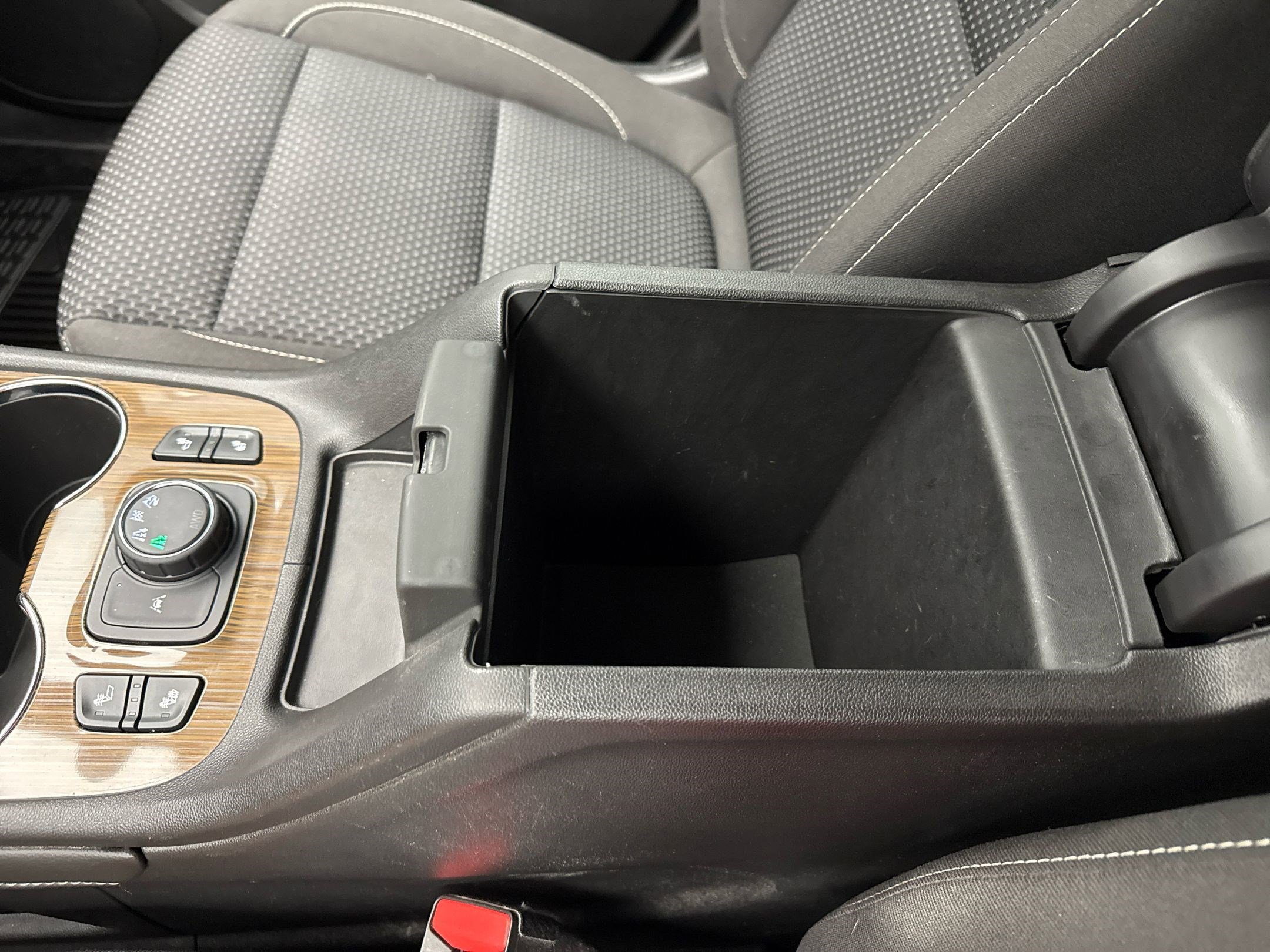 2021 Gmc Acadia SLE photo 38