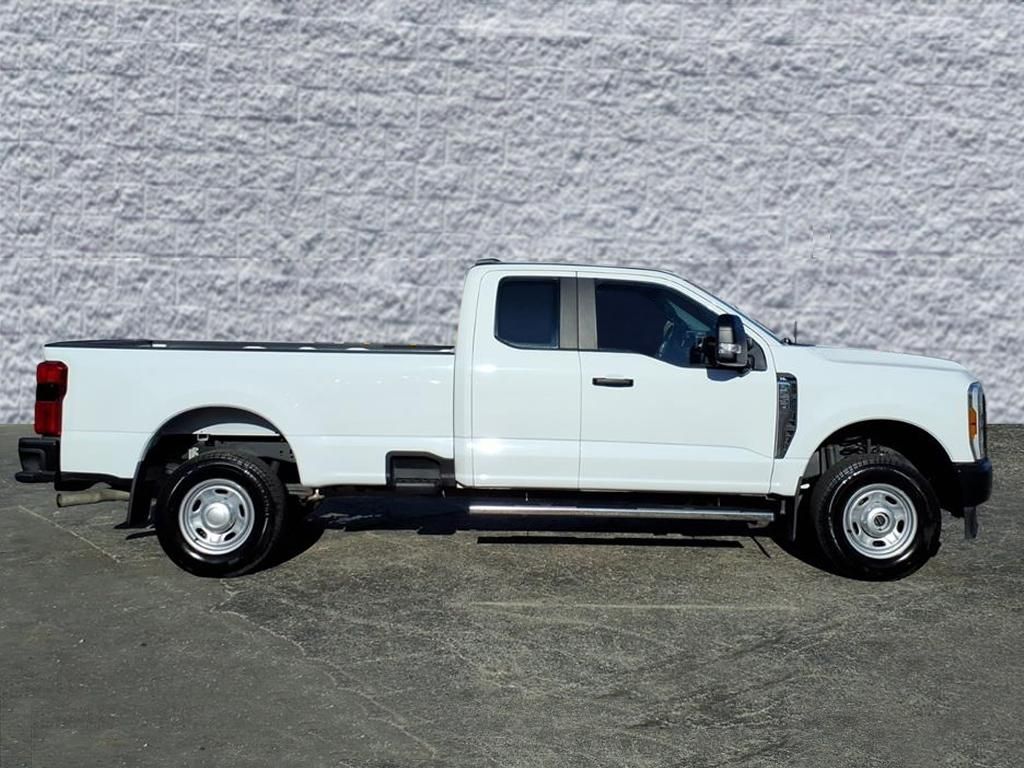 2024 FORD F-250 - Image 2