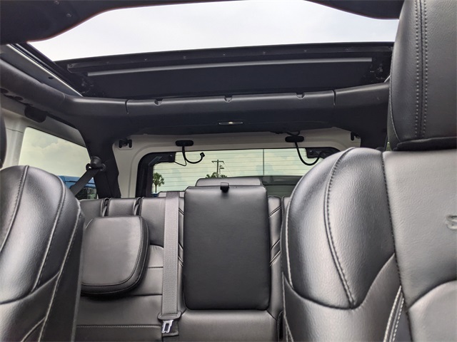 2021 Jeep Wrangler Unlimited Sahara 4xe photo 3