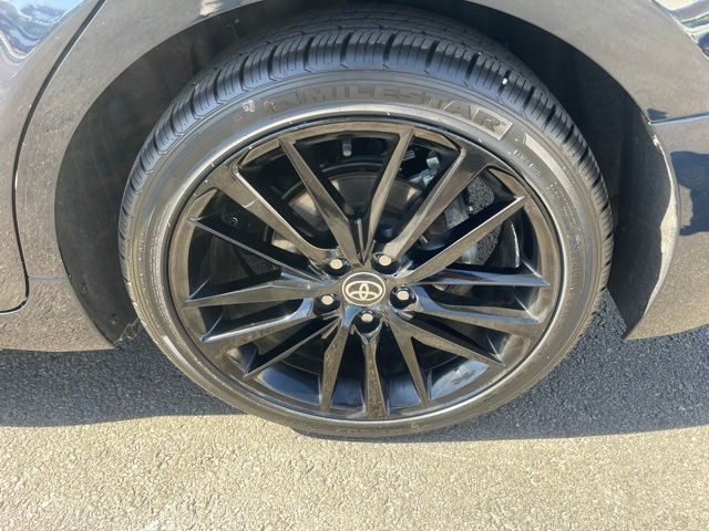 2021 Toyota Camry XSE V6 photo 8