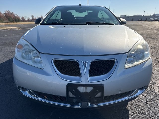 2009 Pontiac G6 GT photo 2