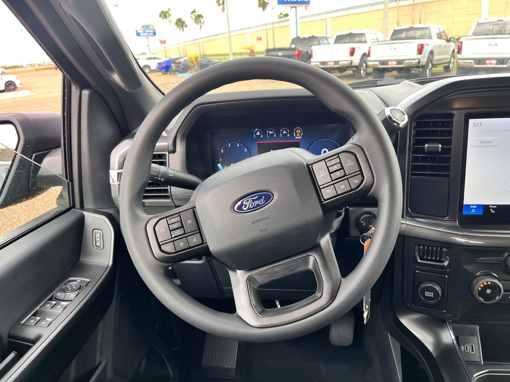 2025 Ford F-150 STX photo 8