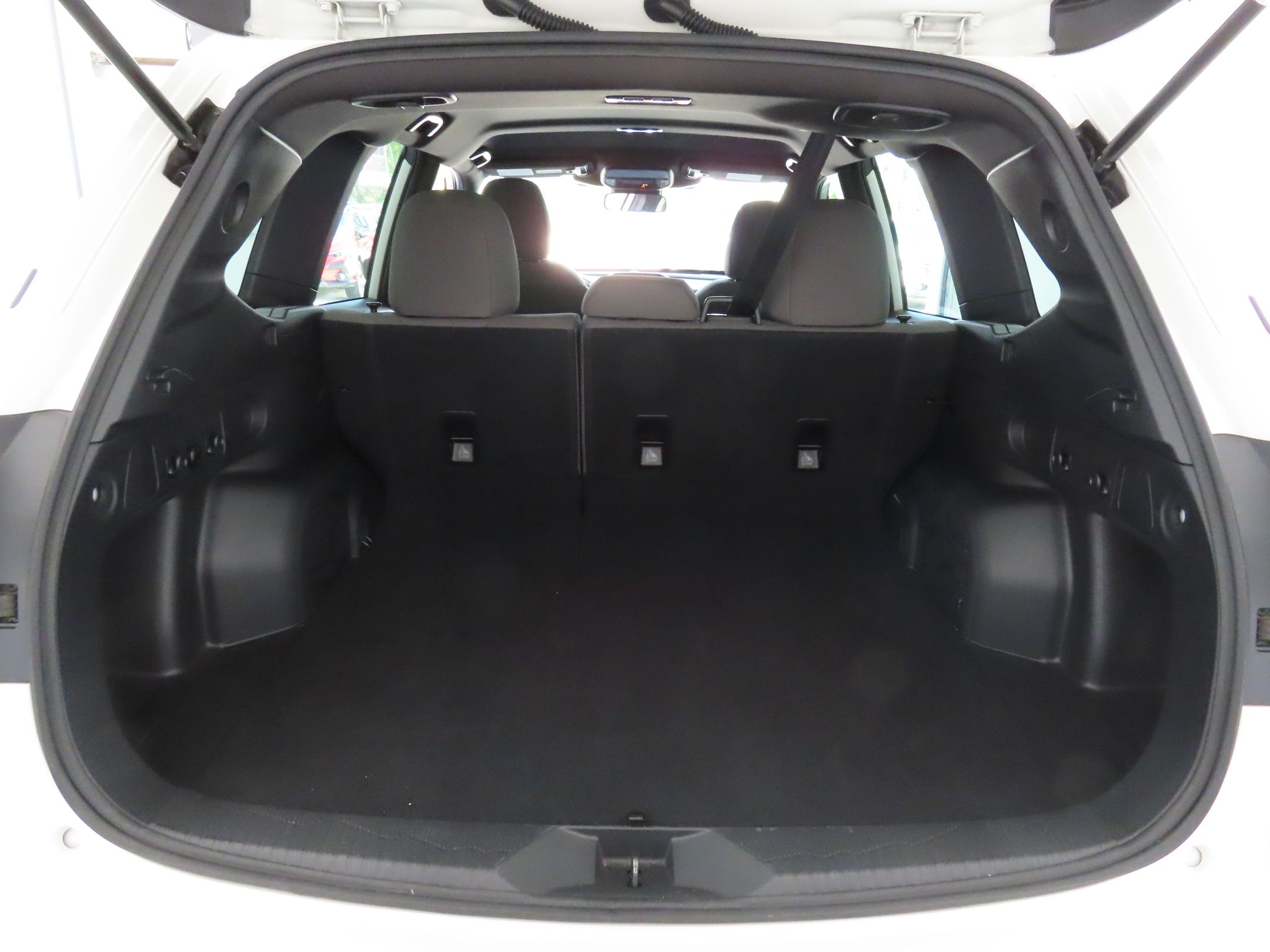 2025 Subaru Forester Base photo 21