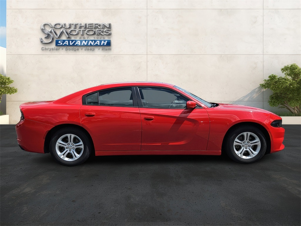 2022 Dodge Charger SXT photo 6
