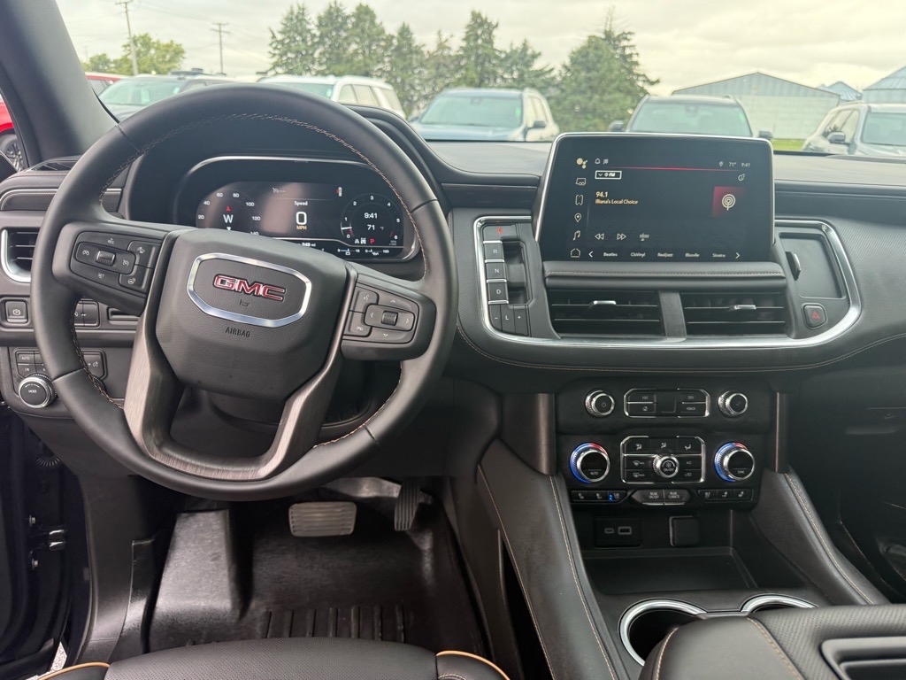 2024 Gmc Yukon AT4 photo 17