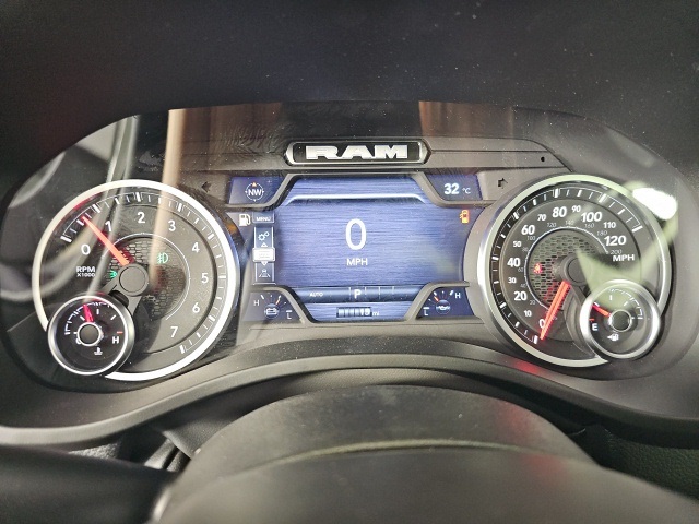 2026 Ram 1500 Laramie photo 16