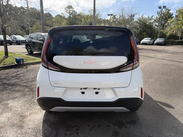 2023 Kia Soul LX photo 4