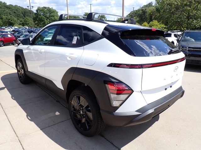 2026 Hyundai Kona SEL photo 3