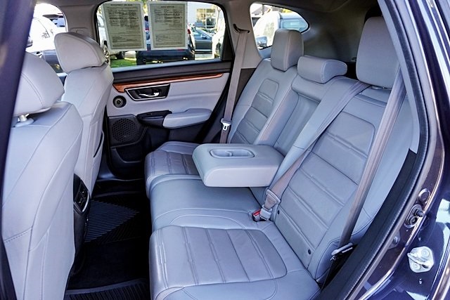 Used 2018 Black Honda Touring image 16