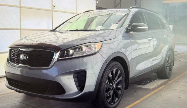 2019 Kia Sorento S's photo