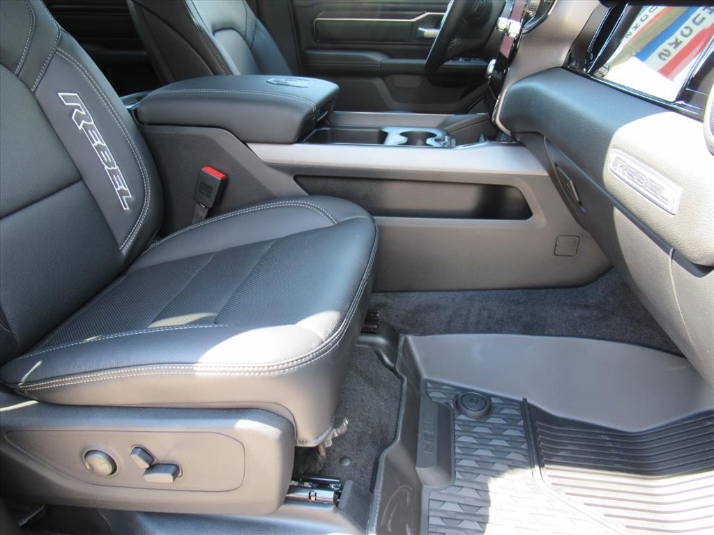 2026 Ram 1500 Rebel photo 9