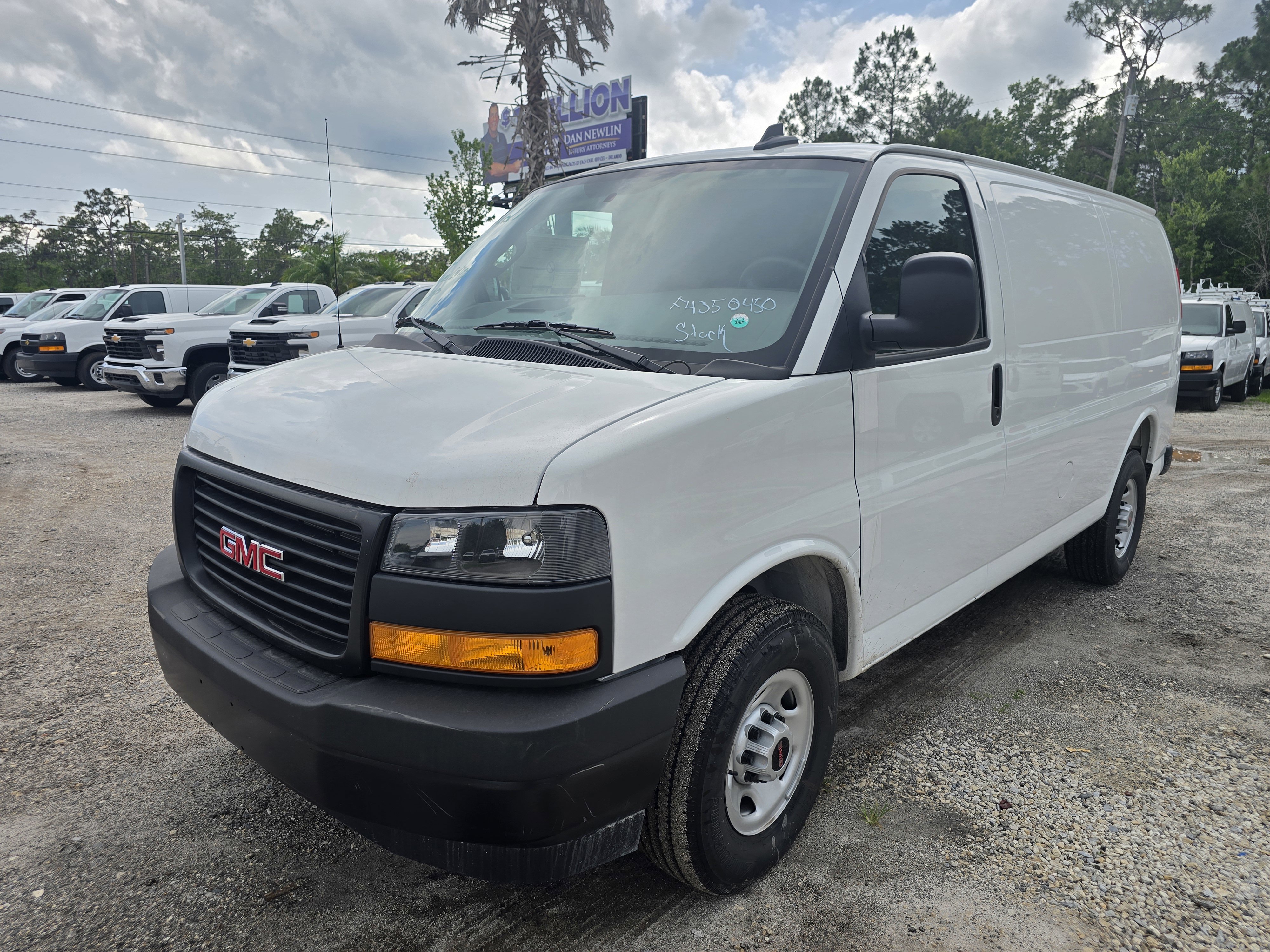 2025 GMC Savana Cargo Work Van's photo