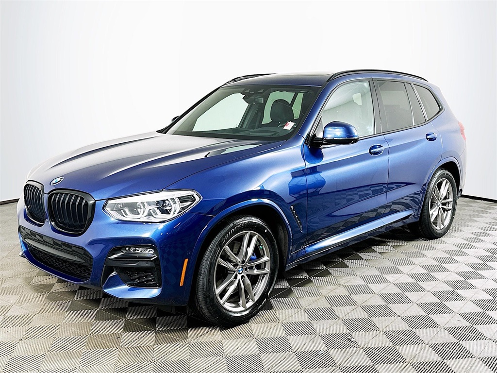 2021 BMW X3 40i's photo