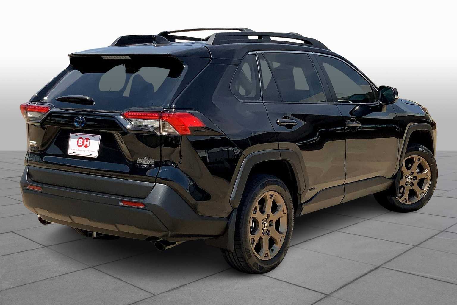 2024 Toyota RAV4 Hybrid photo 11