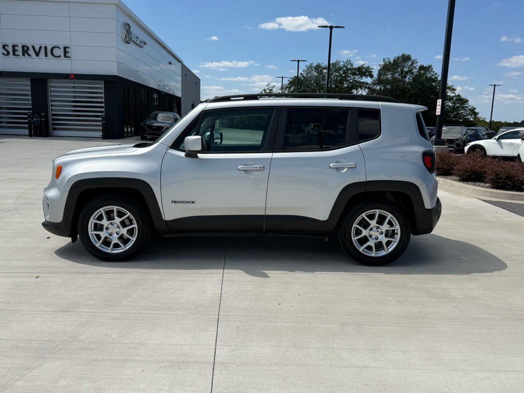 2019 Jeep Renegade Latitude photo 3