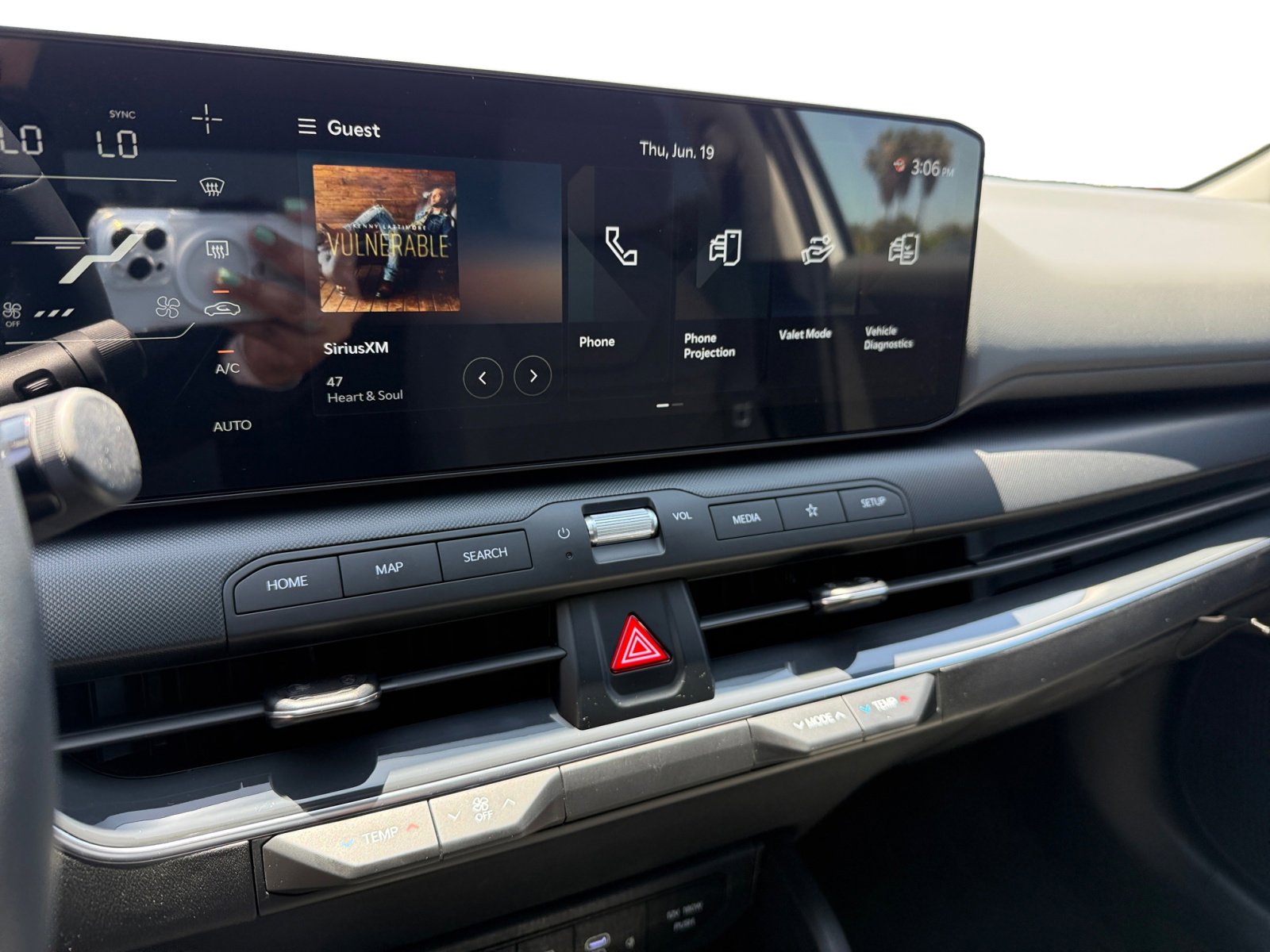 2025 Kia K4 EX photo 12