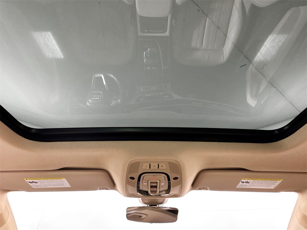 2018 Audi Q5 2.0T Premium Plus photo 16