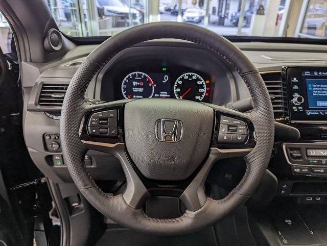 2025 Honda Ridgeline Black Edition photo 9